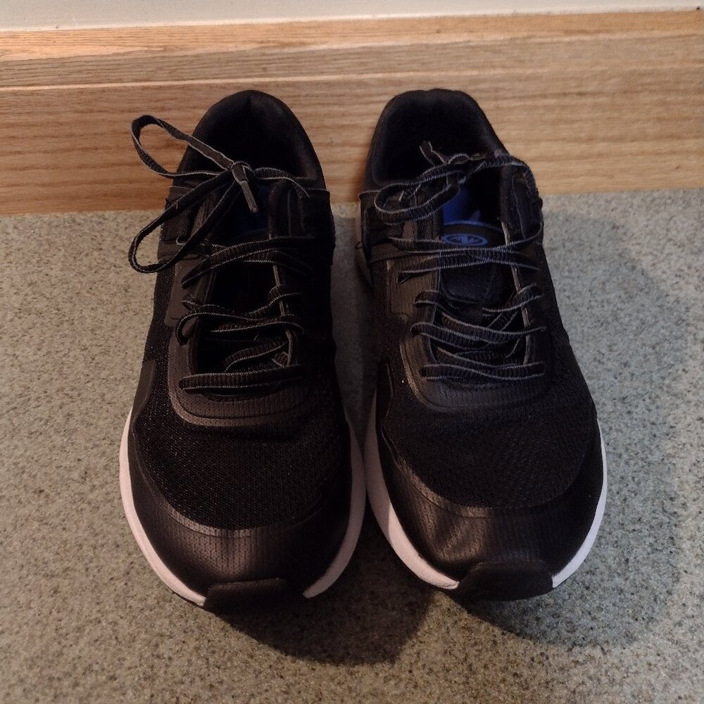 Boys Size 6M Black Sneakers by Alpine Swiss